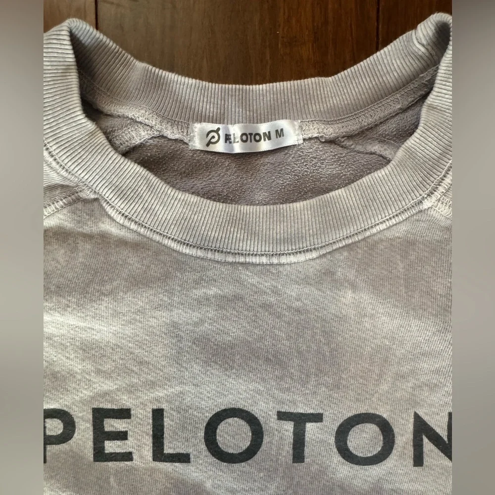 Peloton French Terry Grey Cotton Logo Sweatshirt Mineral Acid Wash-Women’s sz M